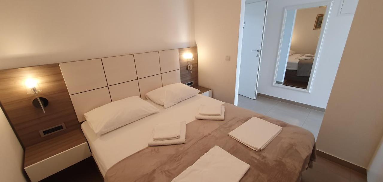 Apartments Lofiel Новаля Екстериор снимка
