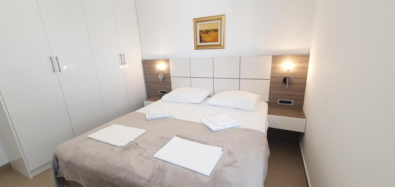 Apartments Lofiel Новаля Екстериор снимка