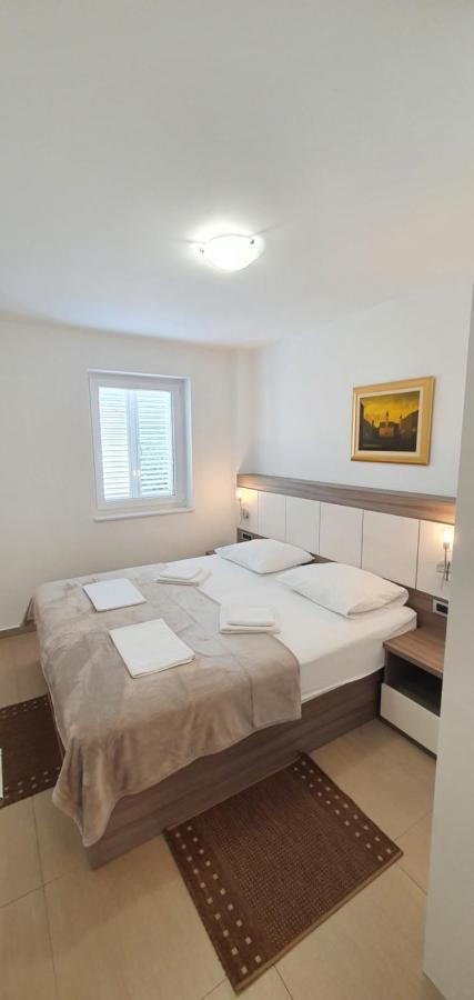 Apartments Lofiel Новаля Екстериор снимка